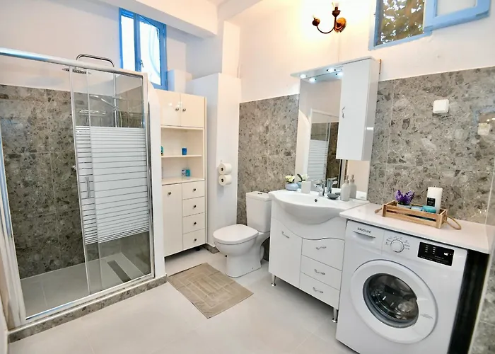 Katia's * Rhodes City